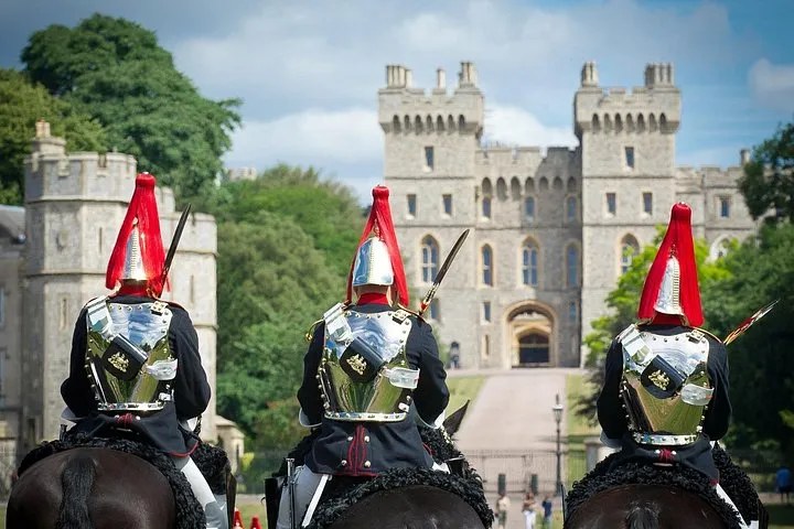 Windsor, Stonehenge and Bath on a Stonehenge tour from London, Wiltshire, England