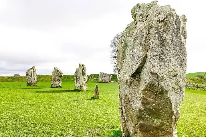 Stonehenge, Avebury and a long barrow on a Stonehenge tour from London, Wiltshire, England